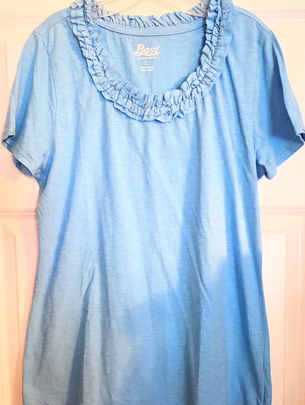 Feminine Short Sleeve Cotton Shirt Womens L Ruffle Collar & Beads NWOT